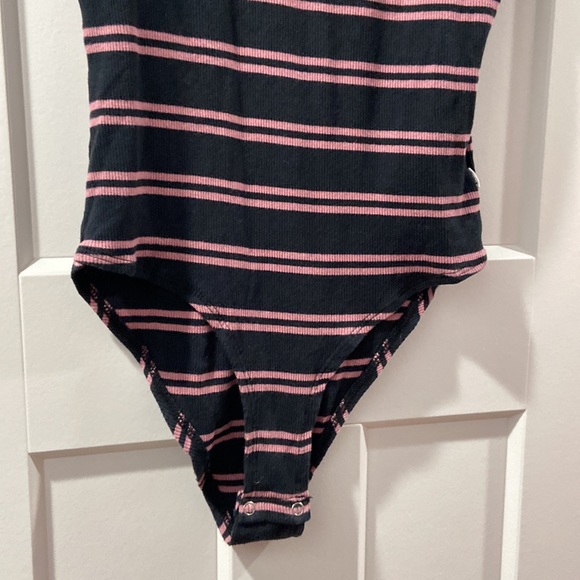Vans Lizzie Armanto Size Small striped bodysuit EUC - Picture 9 of 10